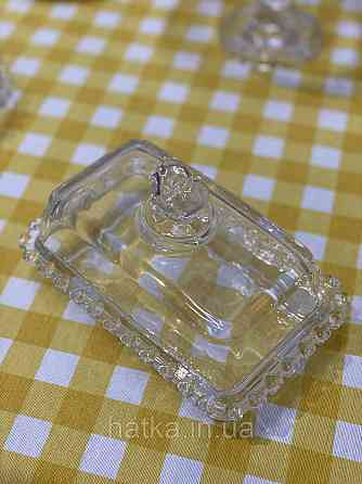 Маслянка скляна "Прозоре серце" 17 см h 10 см товсте скло Київ