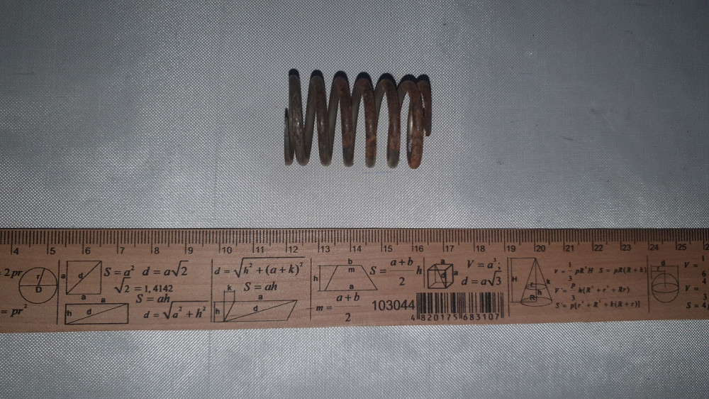 Пружина сжатия 26.8х40х3 мм. СССР. Харьков - изображение 1