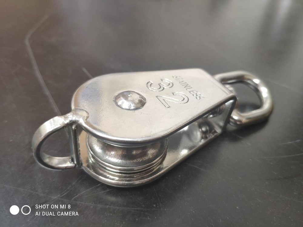 Роликовый Блок С Кольцом С Вертлюгом 32Mm Киев - изображение 1