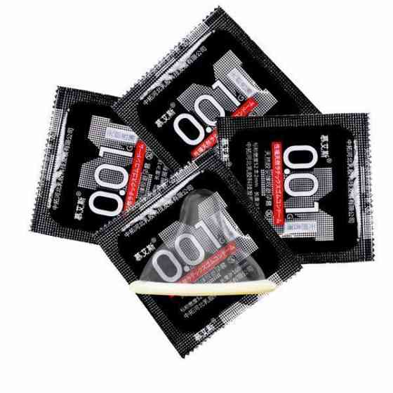 Набор ультратонких презервативов 0,01 мм с дополнительной смазкой, Black 10 шт Sex Aura Киев