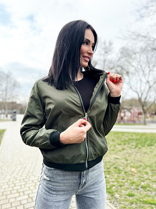 Жіноча вітровка з щільної плащівки "Leland" оптом | Розпродаж моделі Київ - фото 4