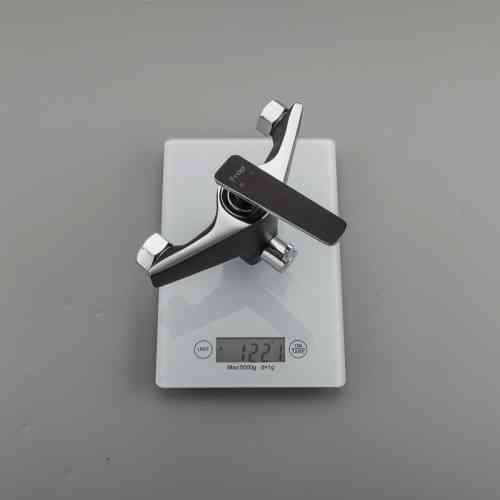 Змішувач для ванни з душовим гарнітуром Frap F2257 чорний/хром Київ