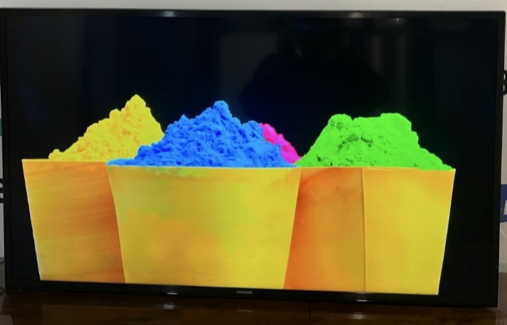 Телевизор Samsung 43