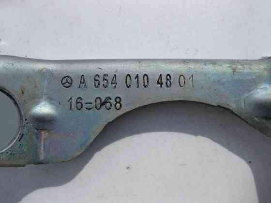 Mercedes-Benz  A6540104801 Кронштейн декоративної кришки двигуна OM654 R4 2.0 Diesel OM656 R6 3.0 Одесса