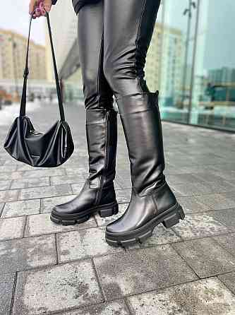 Шкіряні чоботи жіночі зимові на низькому ходу чорні 11/260 / Чоботи на зиму р. 37, 39 Коломия