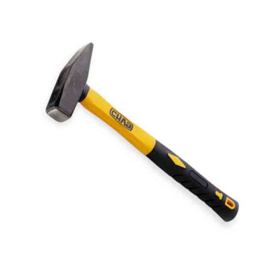 Молоток слюсарний 600 г фібергласова гумова ручка Мукачево