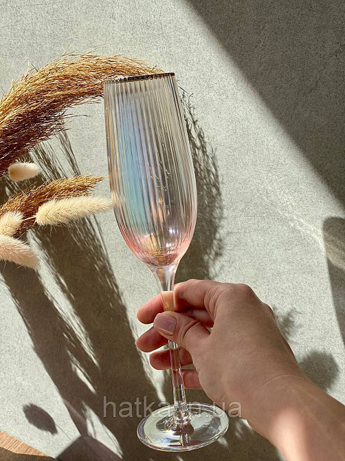Келих для шампанського "Оптик-голд" 250мл рожевим, фіолетовим переливом Київ - фото 1