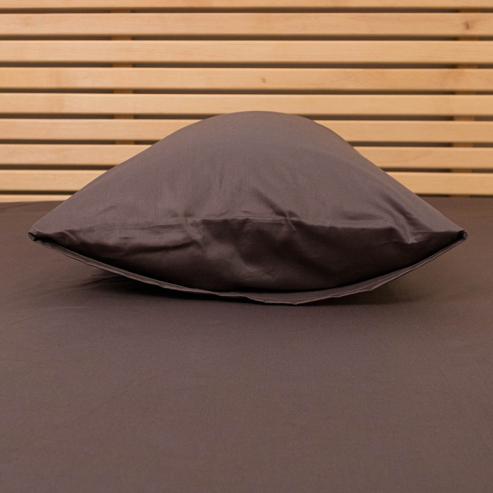 Cемейный комплект постельного белья Сатин Гладкий 135 г/м2 YouStar (Шоколад) 2 х 70х70 Сумы - изображение 9