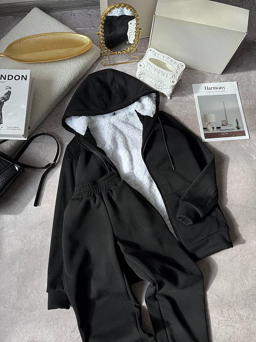 Женский теплый повседневный костюм двойка: худые+штаны, трехнить на флисе + мех Черный, 46/48 Одесса - изображение 3