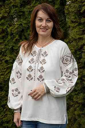 Вышиванка для мальчиков с длинным рукавом льняная, молочная, топ Киев