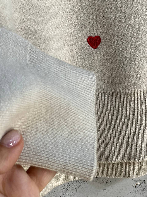 Светр жіночий A-N 7075 оверсайз широкий вишиті серця, бежевий, one size Київ - фото 7