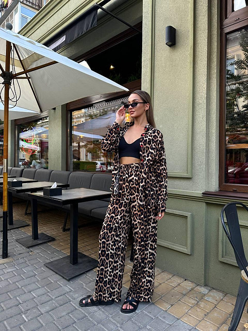 Женский стильный повседневный костюм леопардовый штапель принт Одесса - изображение 2