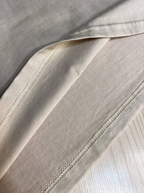 Футболка жіноча A-N 2528 з порізами one size, бежевий, one size Київ - фото 7