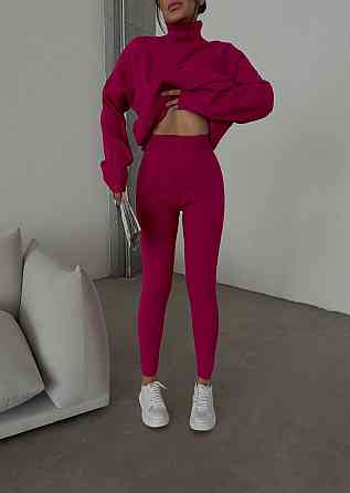 Женский прогулочный оверсайз костюм: свитер в рубчик оверсайз и лосины с эффектом утяжки вязка Малина Одесса