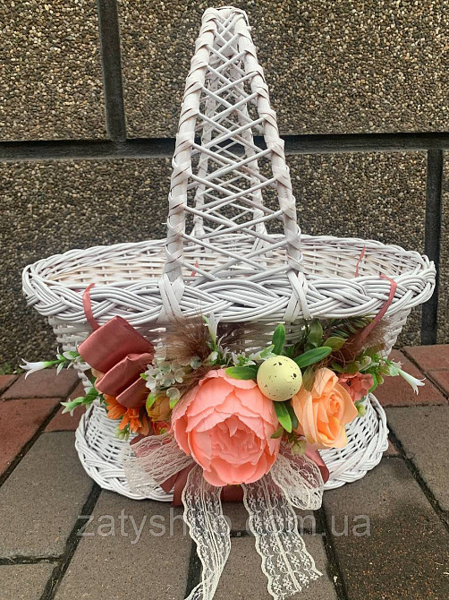 Кошик білий з ручкою та прикрасою Київ - фото 2