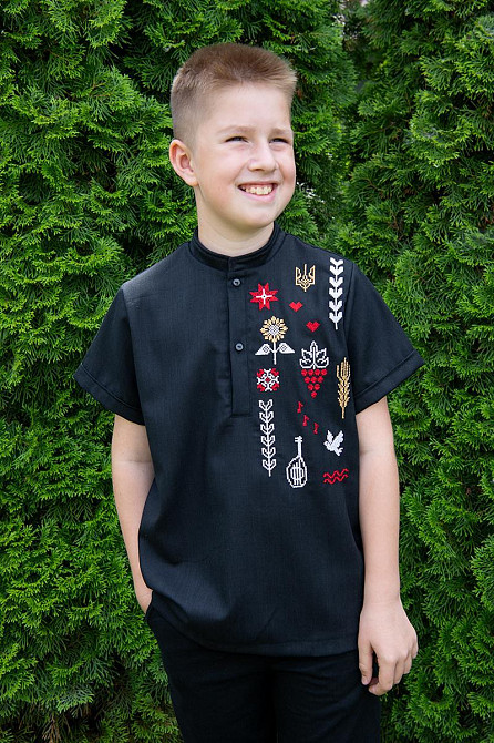 Вишиванка для хлопчиків, лляна, короткий рукав, чорна, топ Київ - фото 1