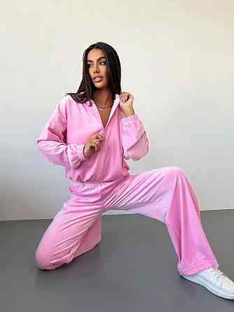 Женский стильный прогулочный костюм тройка: кофта топ и брюки из мягкого велюра Барби, 42/44 Одесса