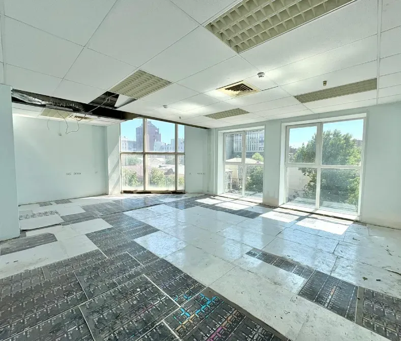 Офис в центре города, 4 и 5 этажи. Собственная терраса, 2 лифта, автономное отопление Газ Днепр - изображение 15