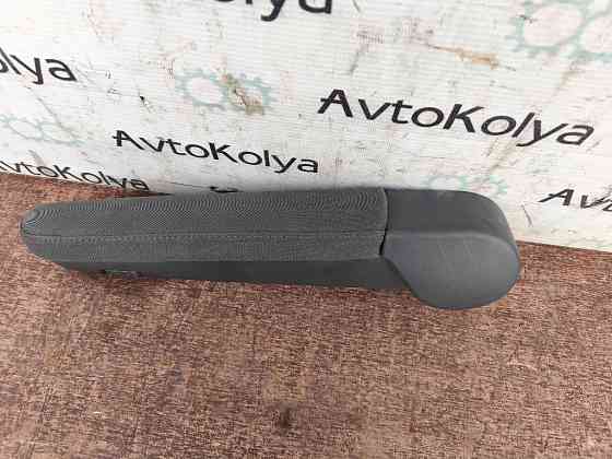 Підлокотник передній лівий VW T5 2003-2015 Ковель
