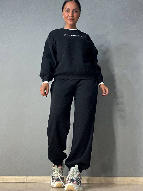 Костюм жіночий A-N 27063 світшот і джогери оверсайз з вишивкою чорний , чорний, S Київ - фото 1