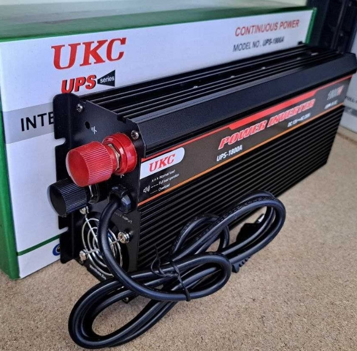 Інвертор із зарядкою 1800W 20 А Перетворювач 12 V на 220 V Інвертор ДБЖ. Київ - фото 4