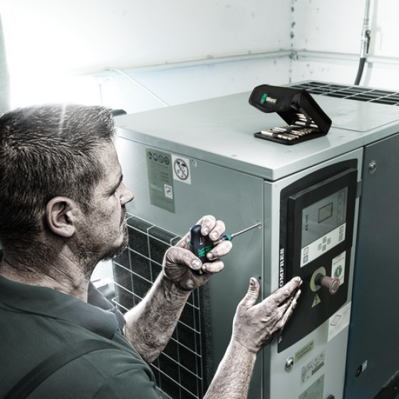 Викрутка Wera Т-подібна з реверсивною тріскачкою 1/4" 05023461001 Одеса