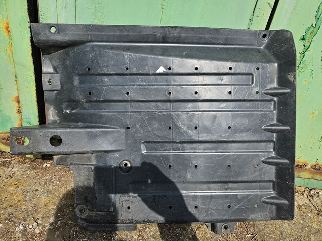 841372Z000 Захист днища передній лівий Коломия - фото 3