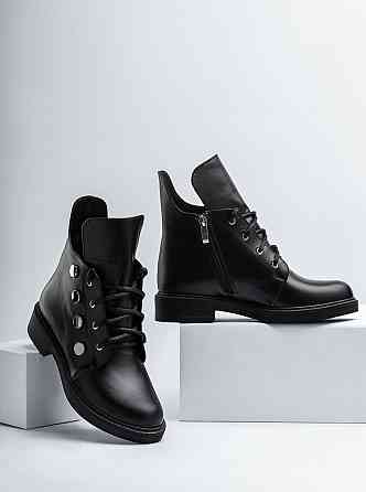 Жіночі черевики Milanti чорні натуральна шкіра висота 16см розмір 38 (4198) Коломыя