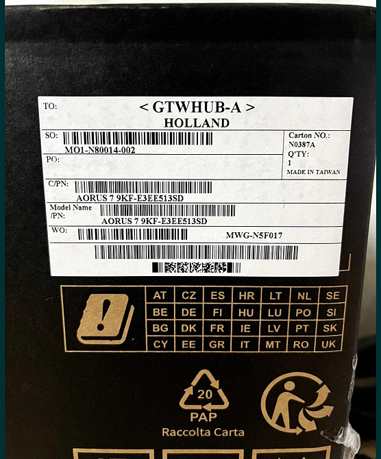 Ноутбук: GIGABYTE AORUS 7 9KF (9KF-E3EE513SD) Київ - фото 2