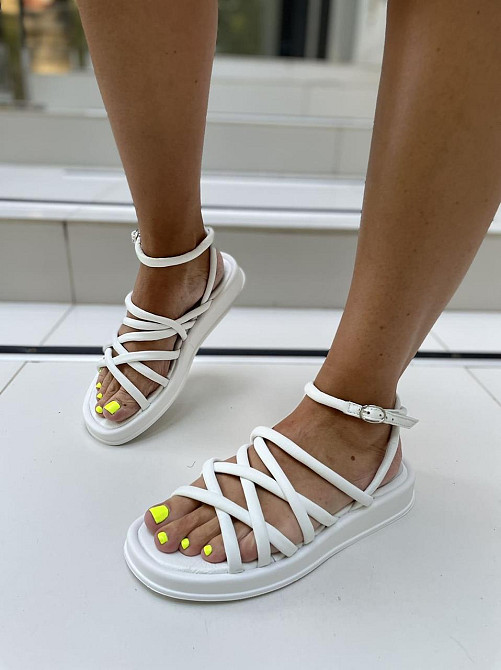 Olli Босоніжки жіночі білі літні OLLI Л-1-0110 натуральна шкіра / Шкіряні босоніжки на низькому Коломыя - изображение 1