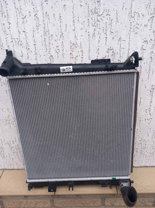 Радіатор охолодження Kia Sportage Київ - фото 1