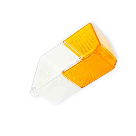 Скло коляски МТ біло-жовте (переднє) поворотів Мукачево