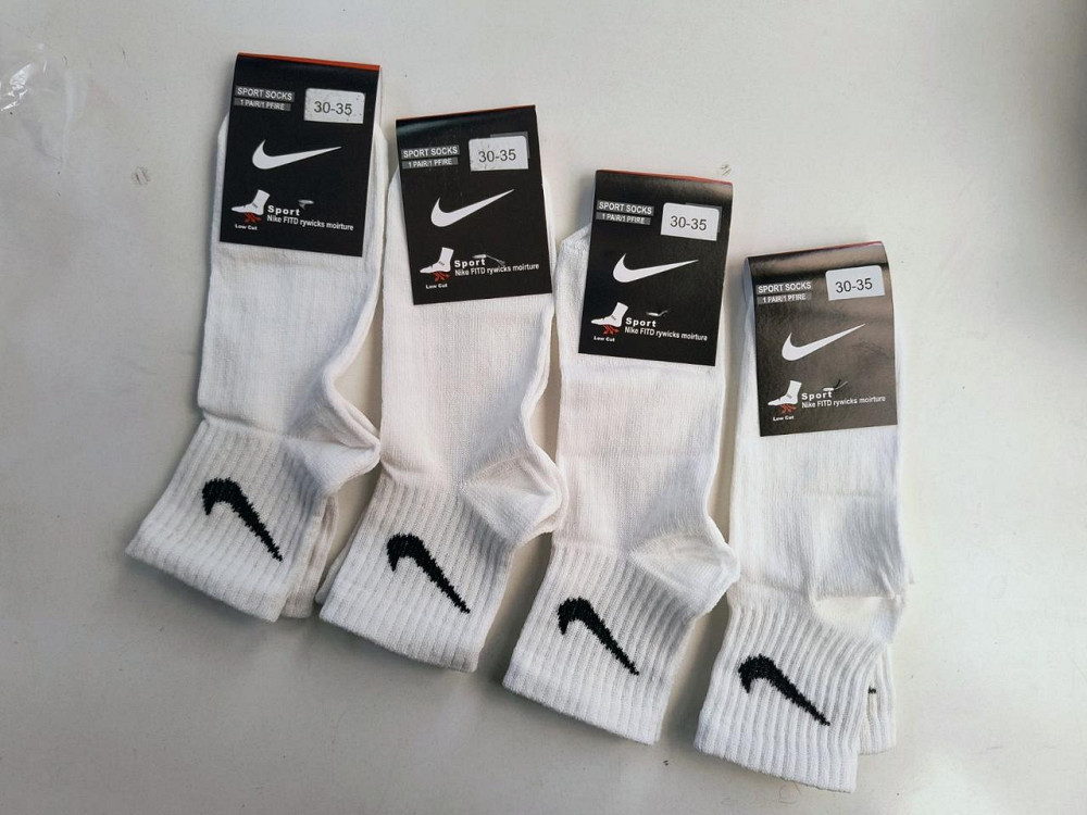 Детские качественные хлопковые носки Белого цвета средней высоти в наборе 4 штук Nike. Размер 30-35 Киев - изображение 1