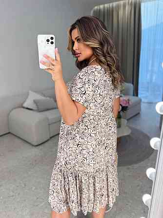 Жіноче легке принтоване плаття батал штапель Бежевий, 50 Одеса