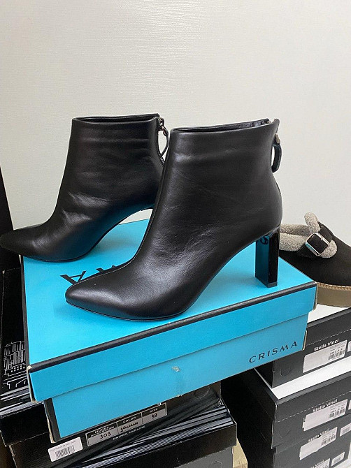 Crisma Черевики жіночі CRISMA чорні натуральна шкіра каблук 8см висота 10см розмір 39 (5722) Коломия - фото 2