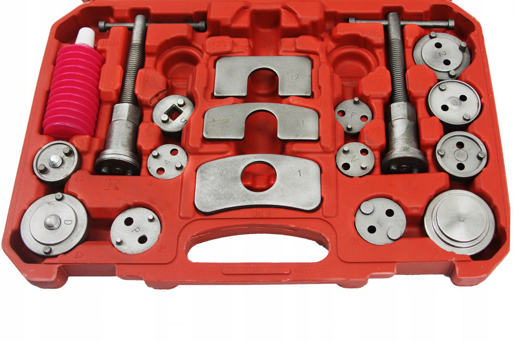 Комплект для заміни гальмівних колодок 35 елементів з кейсом Mar-Pol (M57693) Нововолинськ - фото 6