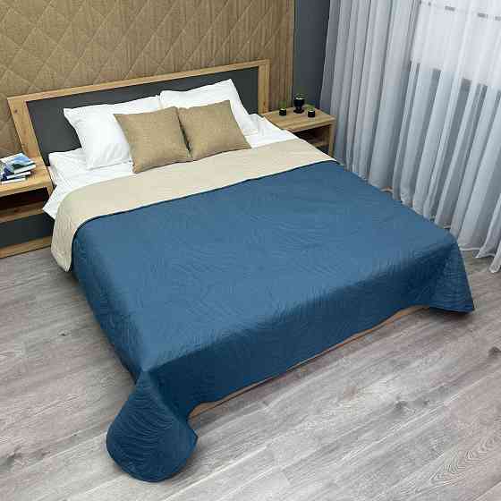 Покрывало двустороннее Decorator Microfiber листья 140х215 см синий с бежевым (85-110) Киев