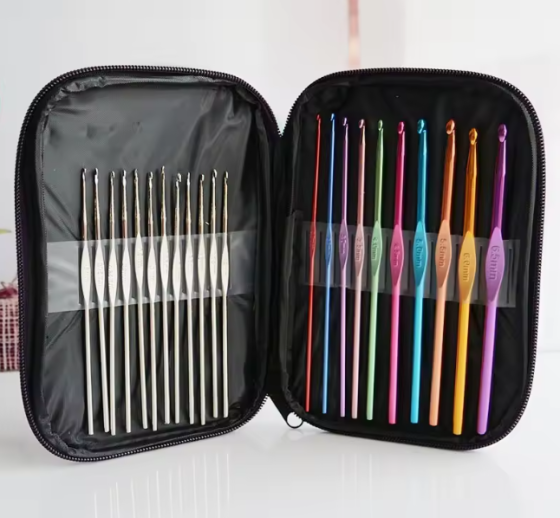 Набор алюминиевых крючков для вязания в чехле 22 шт Киев