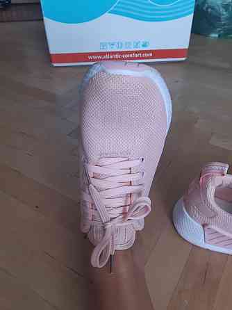 Женские кроссовки 38 размер 24,5 см Б/У розовый Киев