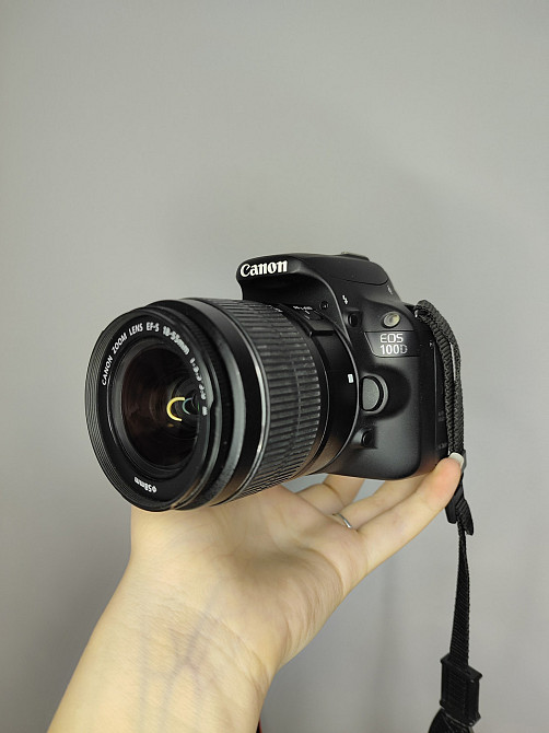 Дзеркальний фотоапарат Canon D100 + kit об'єктив 18-55 мм Клевань - фото 1
