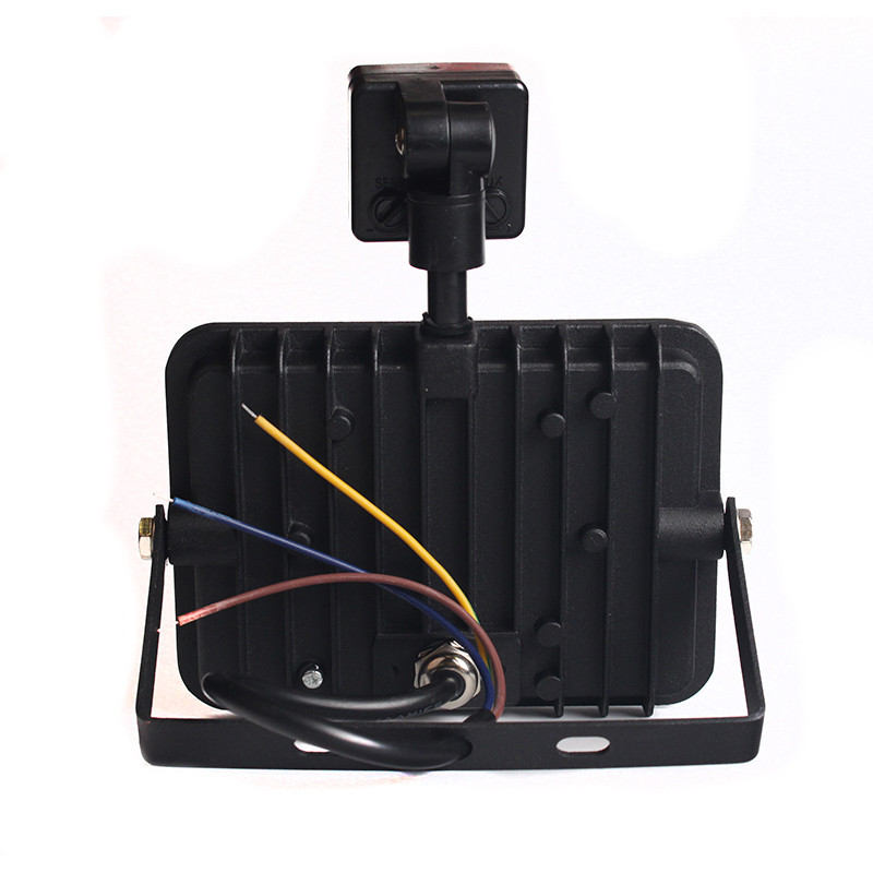 Прожектор з датчиком руху led 20 Вт 6500К ElectroHouse Київ - фото 4