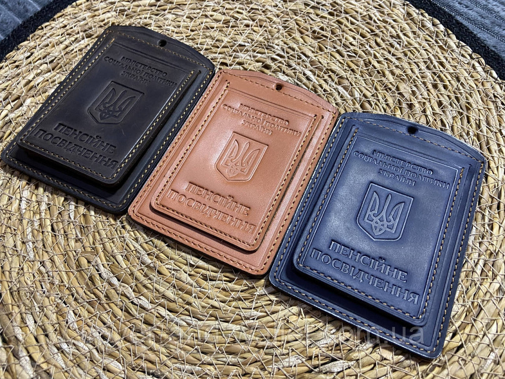 Обложка для пенсионного удостоверения из натуральной кожи желтого цвета Киев - изображение 5