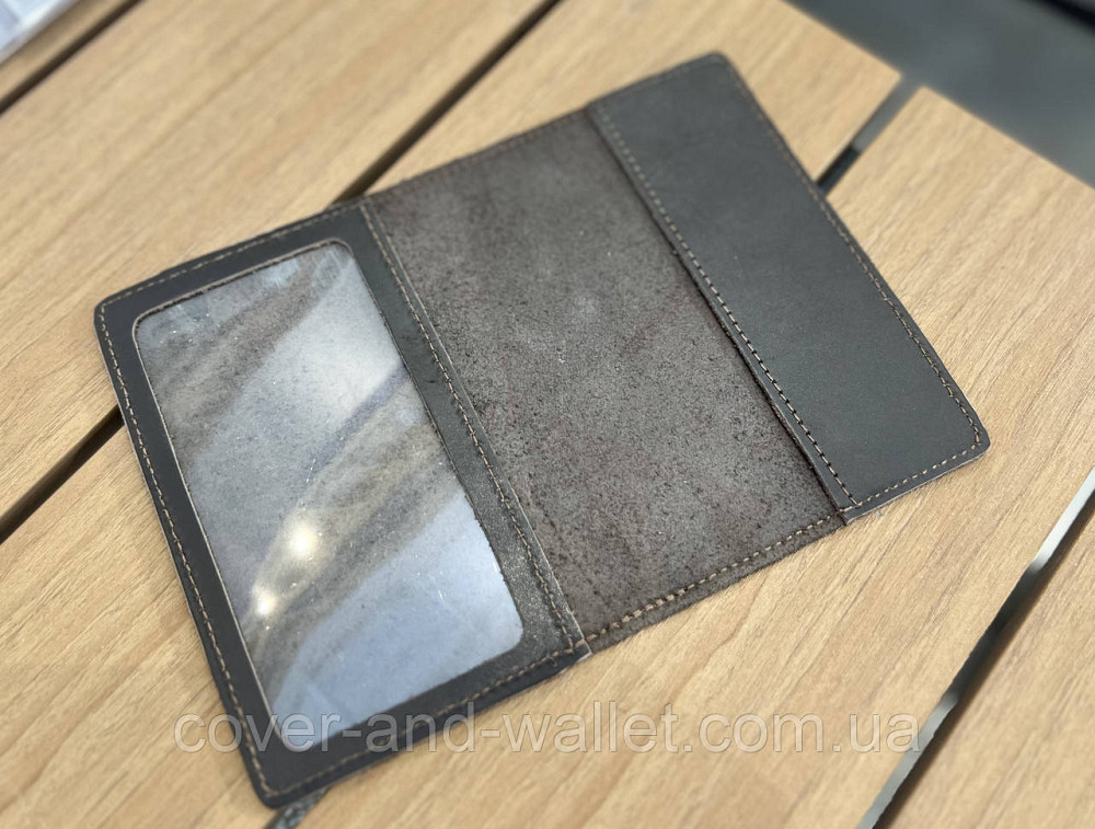 Шкіряна обкладинка на паспорт шоколадного кольору ST Leather Київ - фото 12