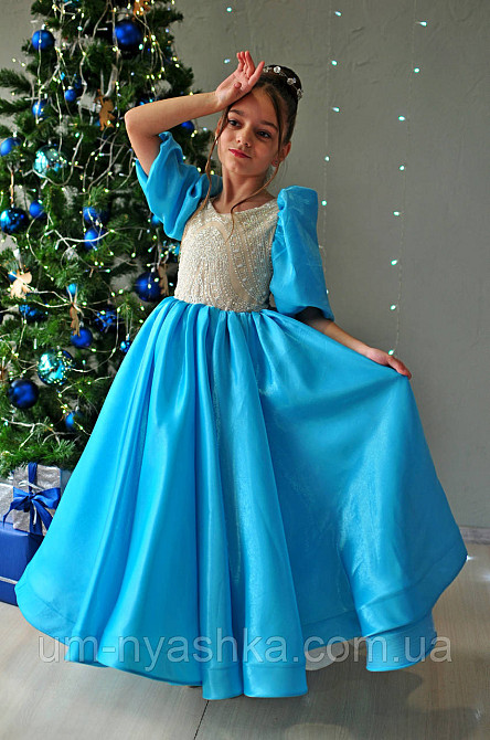 Длинное нарядное голубое платье из королевского атласа на 5-7 лет Кривой Рог - изображение 2