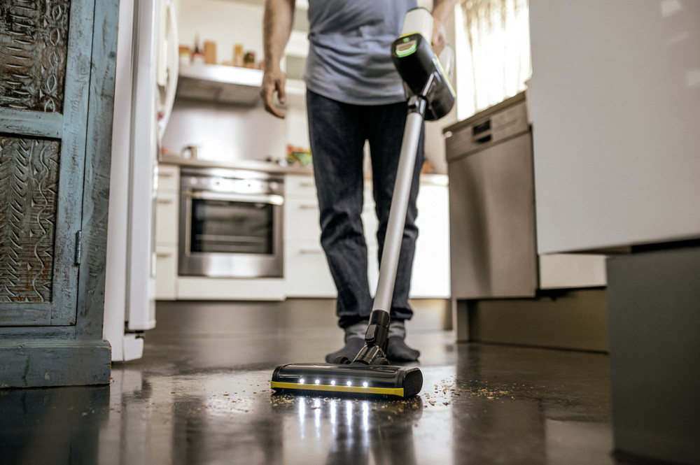 Аккумуляторный пылесос Kärcher VC 6 Cordless ourFamily 1.198-670.0, 250 Вт, 25.2 В, HEPA 12 Киев - изображение 3