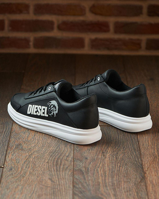 Чоловічі шкіряні кросівки 3д дизель ч\б Харьков - изображение 2