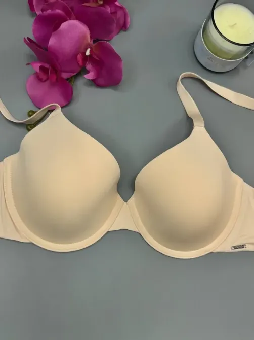 Гладкий бюстгальтер на тонкому поролоні Balaloum 9402 Бежевий 90E Київ - фото 2