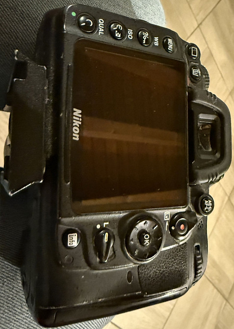 Nikon D7000+  Nikkor 18-200 DX VR ll f/3.5-5.6 Харьков - изображение 1