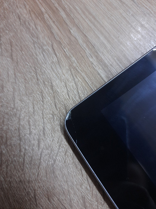 Б/У Планшет Apple Air A1474 iPad Air 16GB 9.7