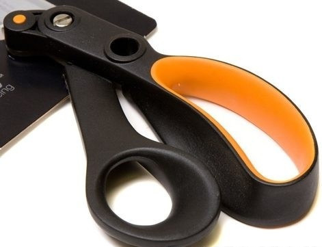 Ножницы для тяжёлой работы с зазубренным лезвием 24 см Fiskars (1020223) Нержавеющая сталь Нововолынск - изображение 3